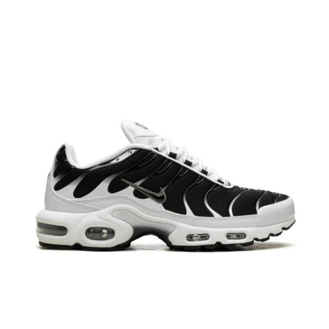 Nike Air Max Plus "Black / White"